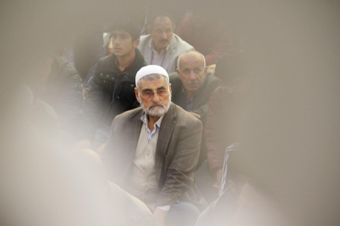 "Müslüman bir toplumda aileyi zayıflatacak hususlardan kaçınmalıyız"